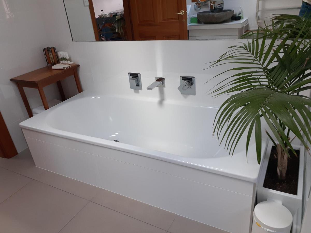 ניו פלימות' Tarawhata Thermal Apartment מראה חיצוני תמונה